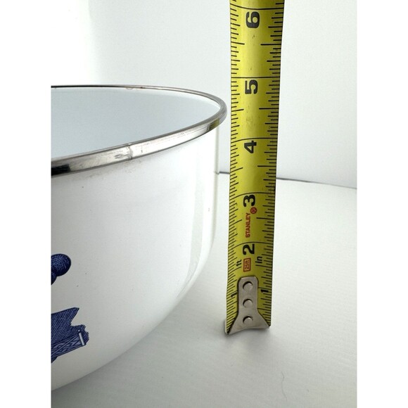 Vintage Blue & White enamelware bowl with classic pagoda Asian scene 8inch wide - Picture 5 of 10